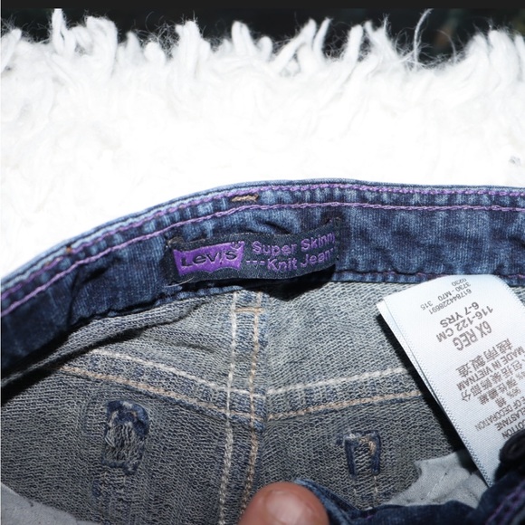 Girl’s Levi’s Super Skinny Levi’s Jeans - Picture 3 of 4